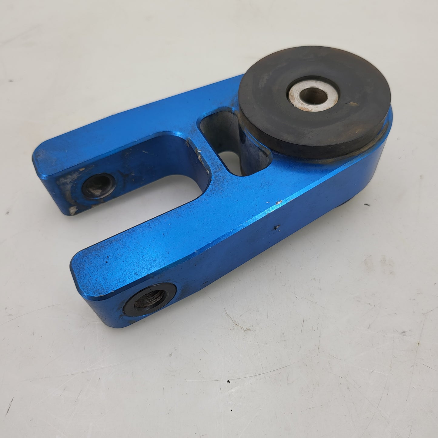 Mazdaspeed 3 aftermarket SURE rear engine mount blue