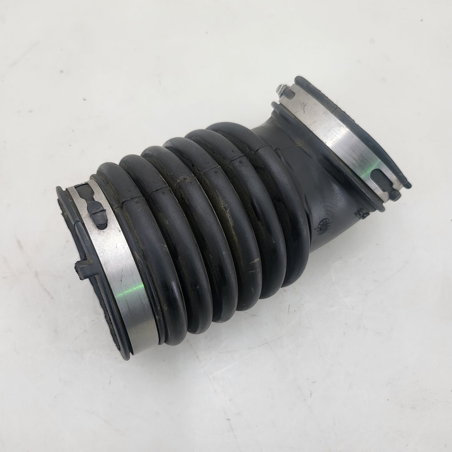 Ford Focus 2012-2018 2.0 OEM air intake duct