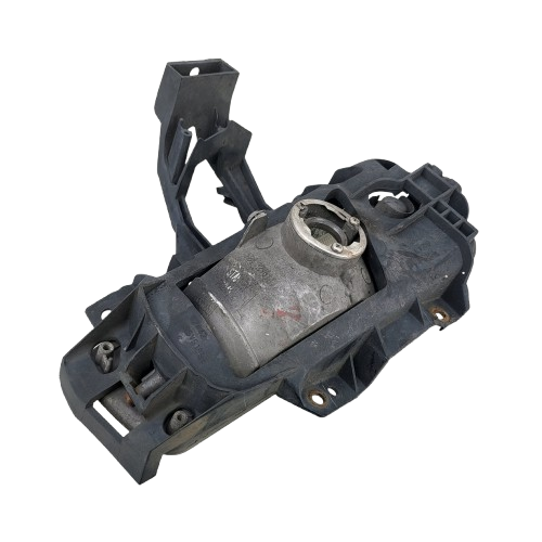 Mazdaspeed 3 gen 1 OEM fog light driver side w/ bracket