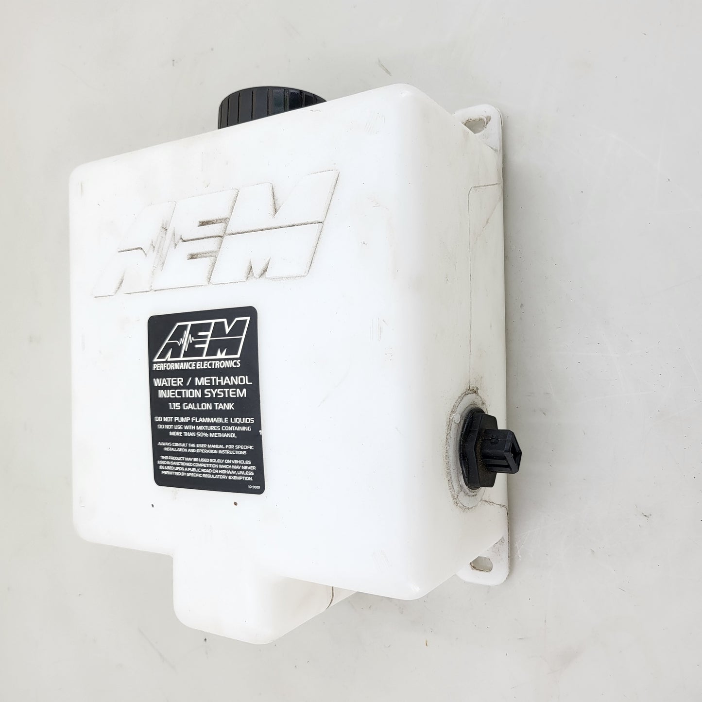 AEM water methanol injection tank