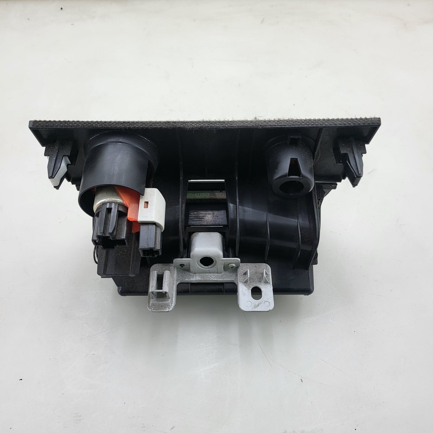 Mazdaspeed 3 gen 1 OEM ash tray/cigarette lighter panel center console