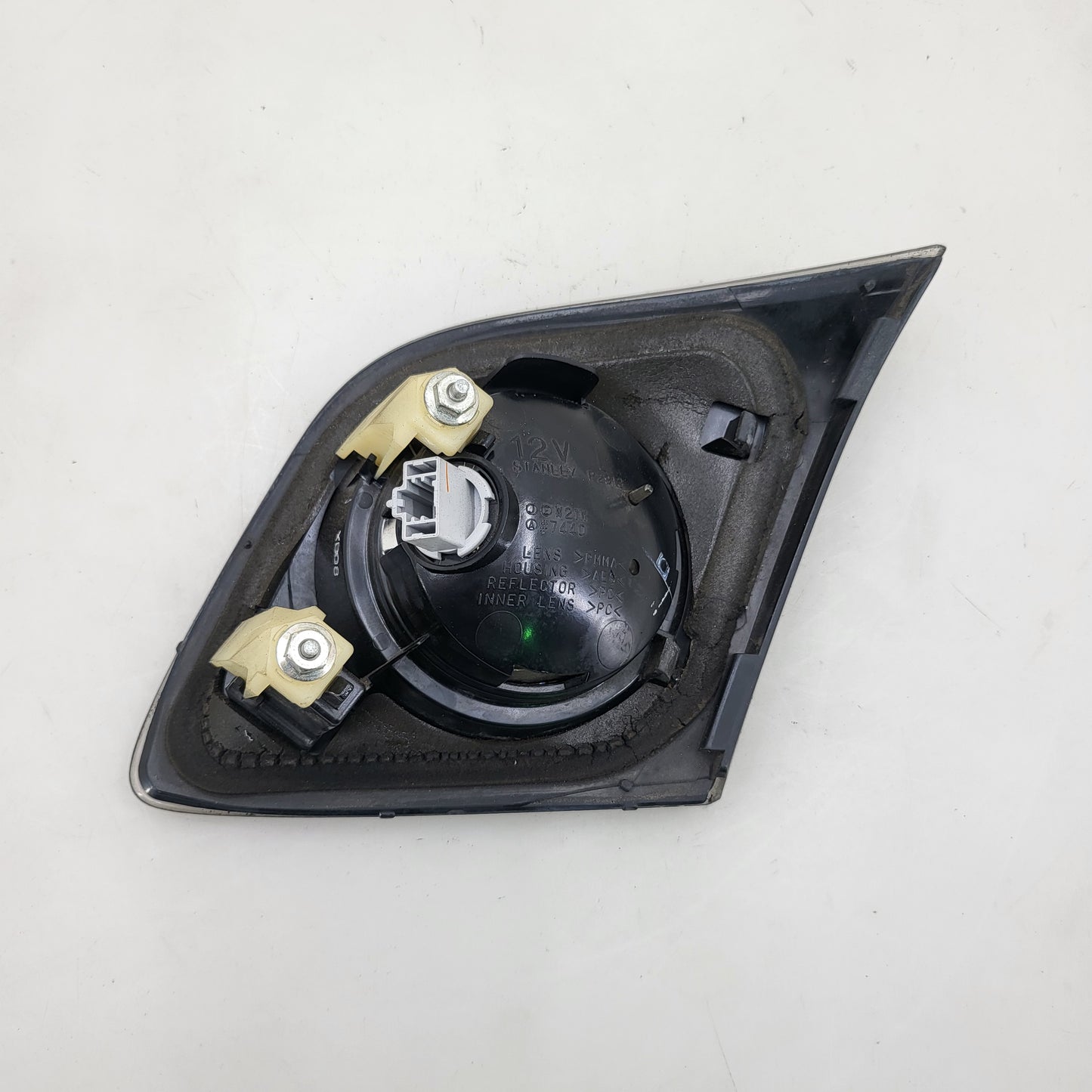 Mazdaspeed 3 gen 1 07-09 OEM driver side inner tail light