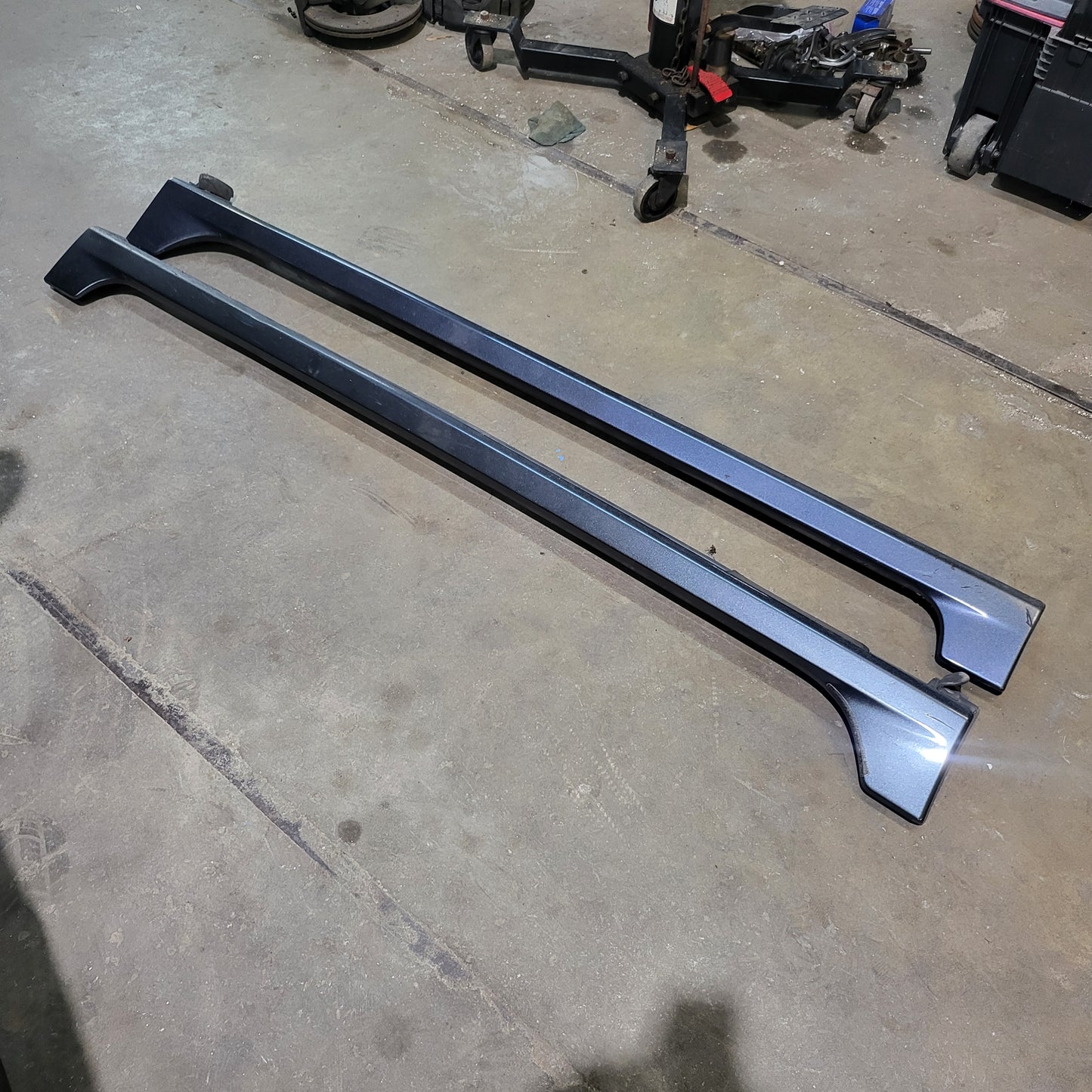 Mazdaspeed 3 gen 1 OEM metro grey side skirts DRIVER SIDE ONLY