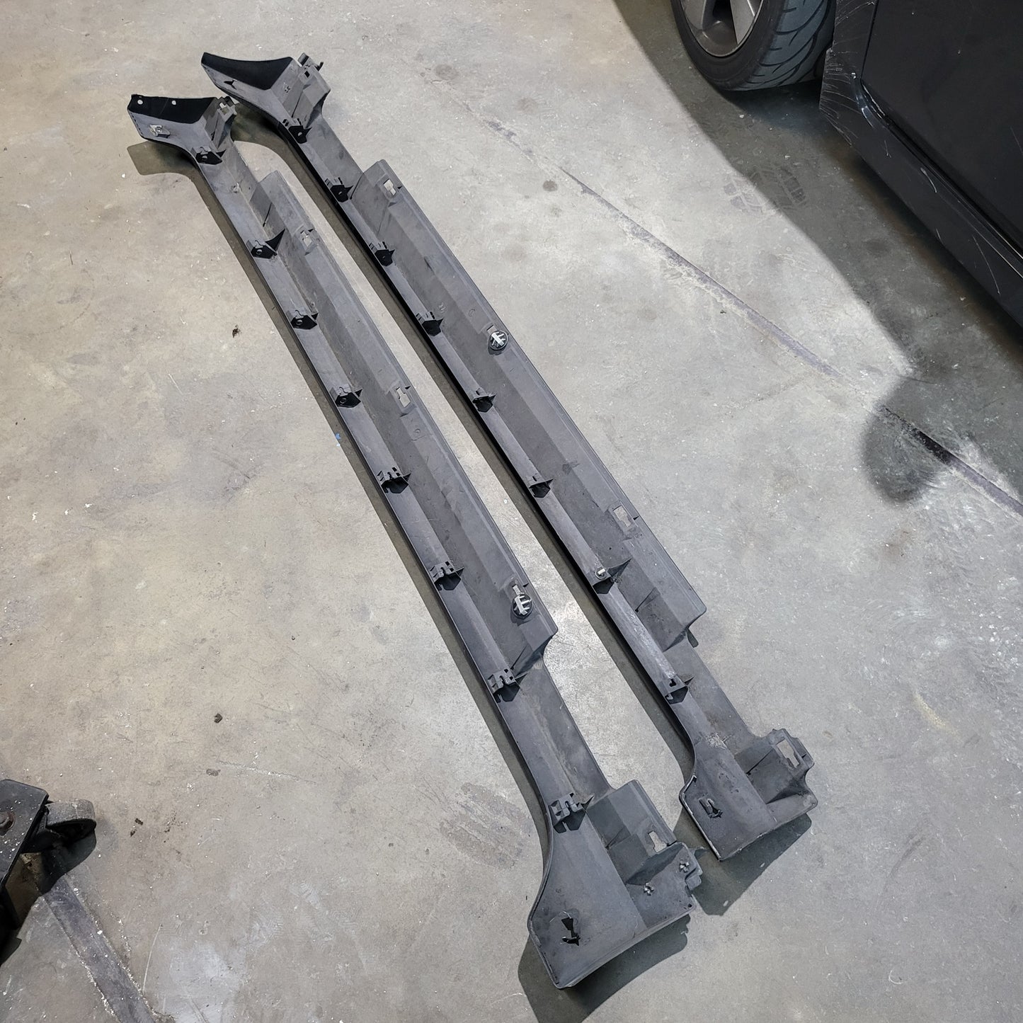 Mazdaspeed 3 gen 1 OEM metro grey side skirts DRIVER SIDE ONLY